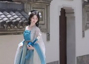 Spring and Autumn Style Tang Costume for Young Women:Embracing the Chinese Fashion