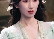 The Splendor of Ru Yi Ge Cheongsam:A Glimpse into Traditional Chinese Elegance