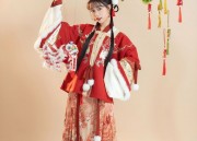 Green Hanfu Cheongsam:Embracing the Traditional Beauty of Chinese Heritage