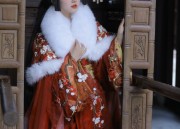 Cui Wanzhis Cheongsam Shop:A Haven for Belly-Covered Elegance