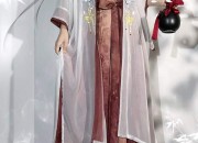 Traditional Charm of Qiyue Elegance:National Style Cheongsam and Its Cultural Significance