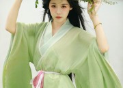 Winter-Ready:Little Girls Hanfu Booties with Waterproof Protection