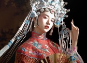 Vintage-Inspired Long-Style Cheongsam:Embracing the Classic Charm of Traditional Chinese Clothing