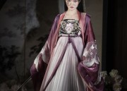 Extended Length Cheongsam:A Blend of Tradition and Modern Elegance