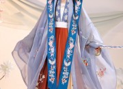Ethereal Beauty in Ancient Style:The Enchantment of Hanfu Qiyao for Women