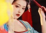 The Warmth of Hanfu Culture:Unveiling the Splendor of Traditional Chinese Clothing