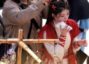 越南奥黛旗袍特价清仓大放送—时尚与传统完美融合，超值优惠等你来抢！