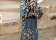 Embracing the Elegance of Cheongsam Collars:A Guide to Accessories and Styling