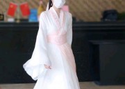 Elegant Summer Hanfu for Women:The Authentic Journey