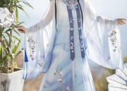 The Splendor of Traditional Chinese Cheongsam:A Journey into the World of Boshi Huafu