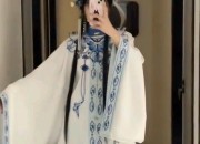 Chinese-Style Tang Suit for Modern Young Women:Embracing Traditional Elegance