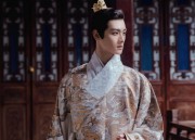 The Allure of a Black-Clad Hanfu Girl