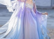 Spring Festival Uninterrupted:The Allure of Horseface Skirt Blouses