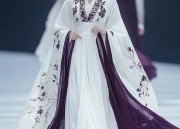 Embroidery-Adorned Horseface Skirt:A Cultural Journey Through Traditional Chinese Apparel