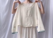 Elegant Elastic Cheongsam Dance:Embracing the Traditional with Modern Grace