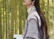 The Splendor of Traditional Hanfu Clothing:A Review of the Complete Pants and Jacket Ensemble