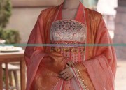 Embracing the Galaxy in Traditional Hanfu Fashion