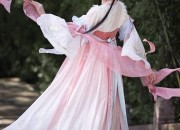 The Revival of Hanfu Fashion:Adults Embracing Traditional Chinese Attire
