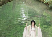 Little Girl in Blue and White Splendor:The Charm of Hanfu Traditional Chinese Clothing