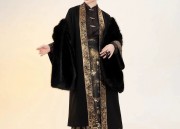 The Incorporation of Ice Silk Linings in Traditional Hanfu Fashion