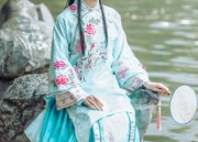 Elegant Pink Revamped Cheongsam Dress:A Fashion Statement of Sophistication