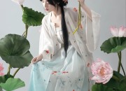 Tall Women’s Daily Qipao Fashion:Embracing the Elegance of Traditional Chinese Clothing