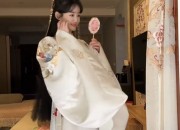 Embracing Tradition:The Evolution of Qipao in 2024