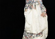 The Enchantment of Hanfu:A 9-Year-Old Girls Journey into Traditional Chinese Costume