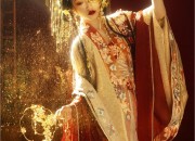The Journey of a Nine-Year-Old into the World of Hanfu Chinese Traditional Clothing)