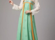 Elegant Reception with Traditional Cheongsam Etiquette
