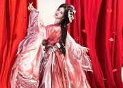 Reimagining the Cheongsam:A New Flavor of Stylish Abdomen-Covering Cheongsam