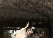 The Cheongsam Girl:Student Fashion and Cultural Identity