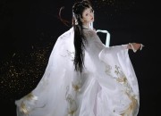 The Rise of Hanfu in the Summer Fashion of a 10-Year-Old Student Girl