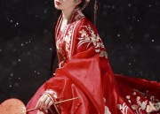 The Rise of Modern Chinese Cheongsam:Champagne Elegance