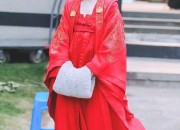The Splendor of Tang-Style Hanfu:The Essence of Cotton and Hemp