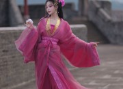 The Revival of Hanfu:Embracing the Past in the Present