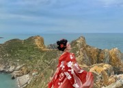 Tall and Elegant in a Floor-Sweeping Cheongsam