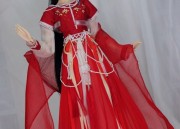 Elegant Girlhood:The Rise of High-End Hanfu Fashion for Young Girls
