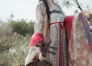 The Elegance of Fans,Cheongsam,and Military Warlords in Traditional Chinese Culture