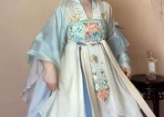 Glitter Cheongsam Performance Attire:A Blend of Tradition and Modern Glamour