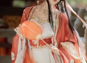 Embracing Traditional Splendor:Original Ming-Style Hanfu Fashion
