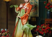 Pure Color Dark Pattern Horseface Skirt:A Blend of Tradition and Modernity