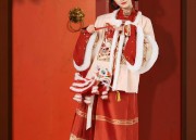 A Girls Single-Piece Pleated Skirt with Elasticated Waist Skirt