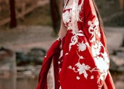 Embracing Elegance:The New High-End Qipao Fashion in 2021