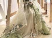 Relaxed-Fit Qipao in Mulberry Silk:A Blend of Comfort and Traditional Elegance
