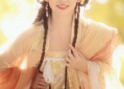 White Deer Style Hanfu Dress for Girls:A Glimpse into Traditional Chinese Beauty