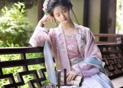 Bai Tian Baby in Traditional Hanfu Costume:A Glimpse into the Splendor of Chinese Culture