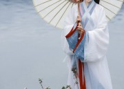 Winter Hanfu Robes and Hooded Cape:A Guide to Traditional Elegance