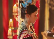 Splendor of Ming-Style Hanfu:The Red Robe