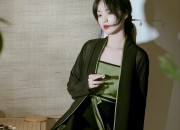 Summer Style:The Horseface Skirt and the Delicate纱裙